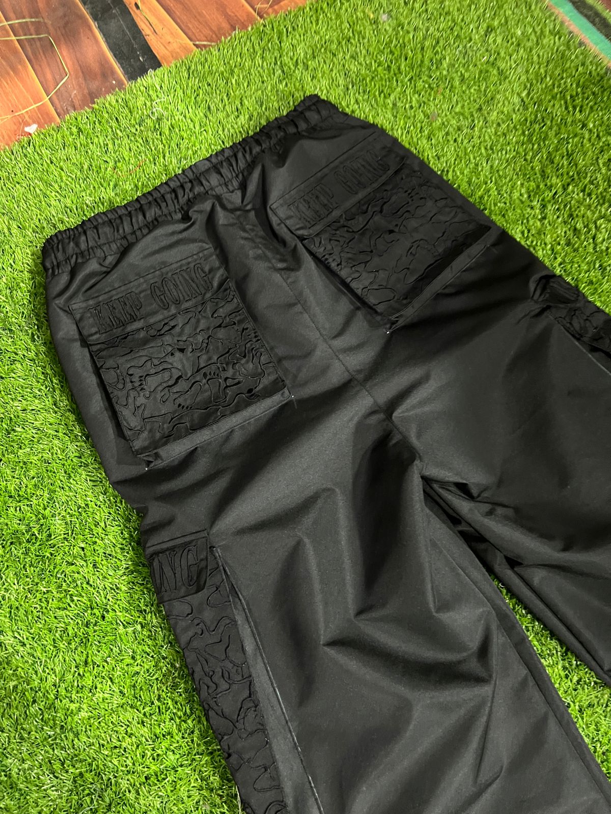 NYLON MULTIPOCKET CARGO PANTS